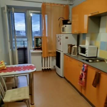 Продается 1-комнатная квартира, 45,6 м²