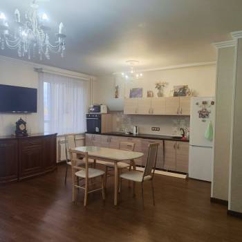 Продается 2-х комнатная квартира, 64 м²