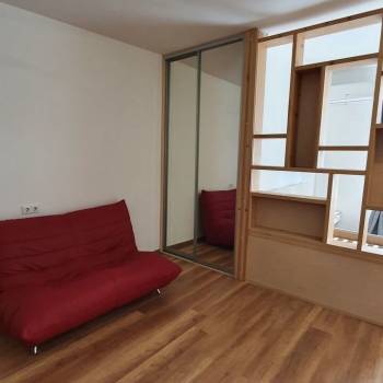 Сдается 1-комнатная квартира, 47 м²