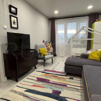 Продается 1-комнатная квартира, 36 м²