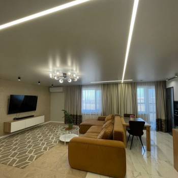 Сдается Многокомнатная квартира, 100 м²