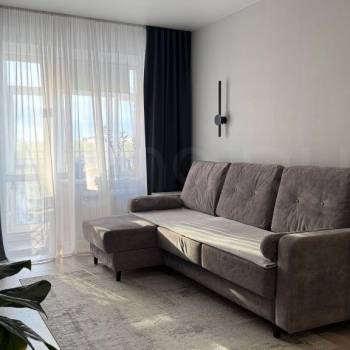 Продается 1-комнатная квартира, 41 м²