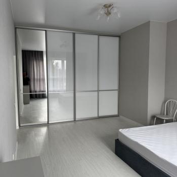 Сдается 1-комнатная квартира, 43 м²