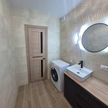 Сдается 2-х комнатная квартира, 65 м²