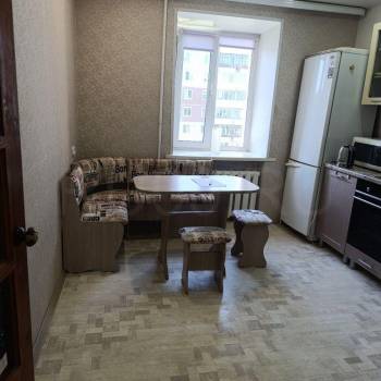 Сдается 1-комнатная квартира, 37 м²