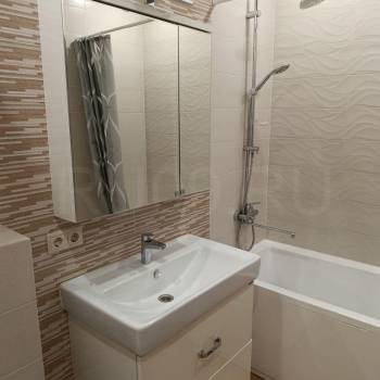 Продается 1-комнатная квартира, 35 м²