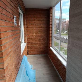 Продается 1-комнатная квартира, 35 м²