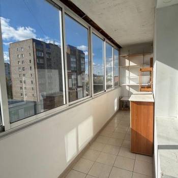 Продается 1-комнатная квартира, 35 м²