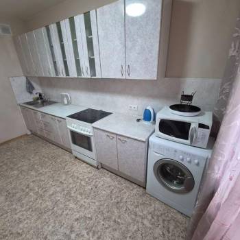 Сдается 1-комнатная квартира, 44 м²