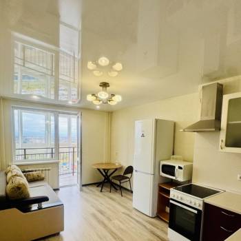 Сдается 1-комнатная квартира, 49,2 м²