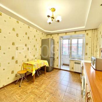 Сдается 1-комнатная квартира, 42 м²
