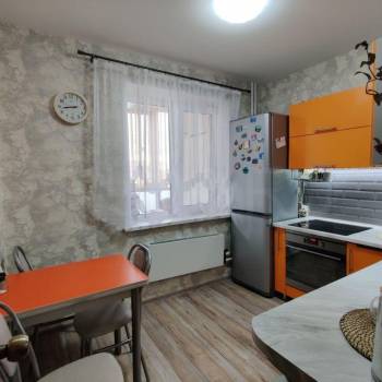 Продается 1-комнатная квартира, 35 м²
