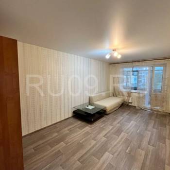 Сдается 1-комнатная квартира, 40 м²