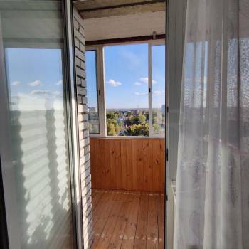 Продается 1-комнатная квартира, 37 м²