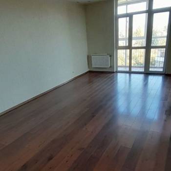 Продается 1-комнатная квартира, 54 м²