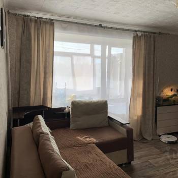 Продается 1-комнатная квартира, 32 м²