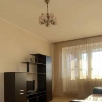 Продается 1-комнатная квартира, 40 м²