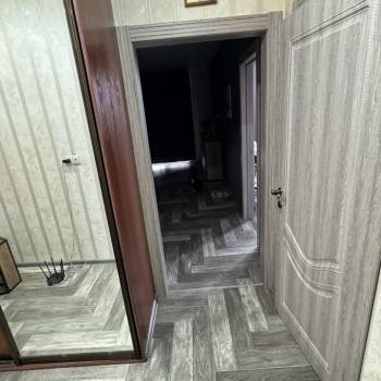 Продается 1-комнатная квартира, 53,7 м²