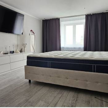 Продается Многокомнатная квартира, 102,7 м²