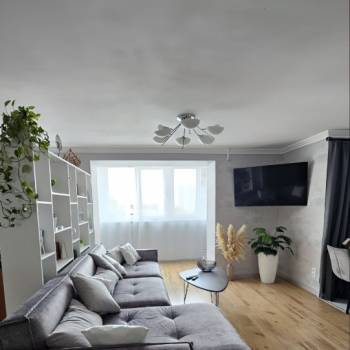 Продается Многокомнатная квартира, 102,7 м²