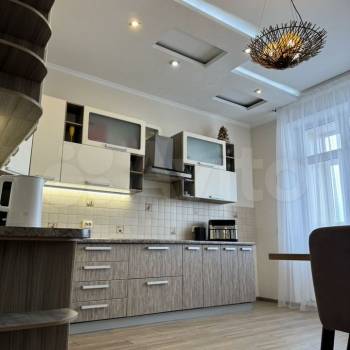 Продается 3-х комнатная квартира, 121,9 м²