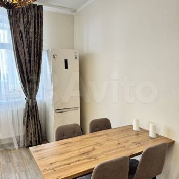 Продается 3-х комнатная квартира, 121,9 м²