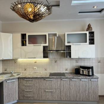 Продается 3-х комнатная квартира, 121,9 м²