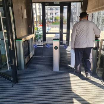 Продается 1-комнатная квартира, 41,3 м²