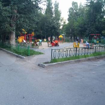 Сдается Многокомнатная квартира, 60 м²