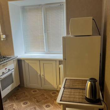 Сдается Многокомнатная квартира, 60 м²