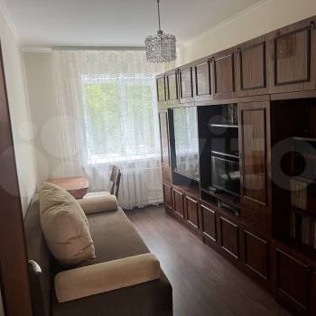 Сдается Многокомнатная квартира, 60 м²