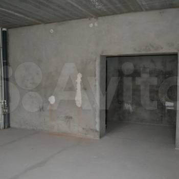 Продается 1-комнатная квартира, 69,6 м²