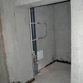 Продается 1-комнатная квартира, 69,6 м²