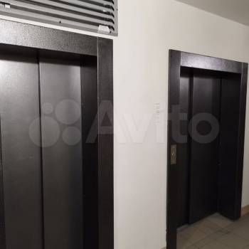 Продается 1-комнатная квартира, 37,3 м²