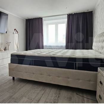 Продается Многокомнатная квартира, 110 м²