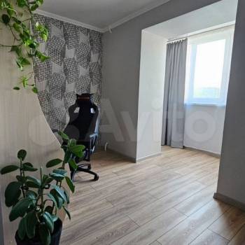Продается Многокомнатная квартира, 110 м²