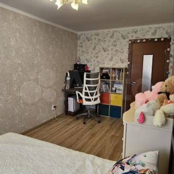 Продается Многокомнатная квартира, 110 м²