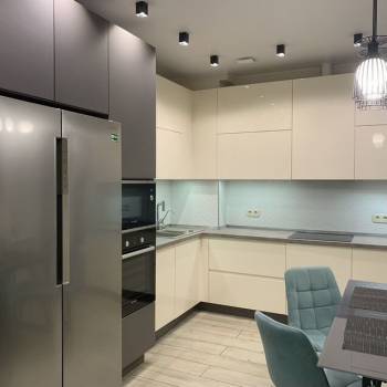 Продается Многокомнатная квартира, 134,4 м²