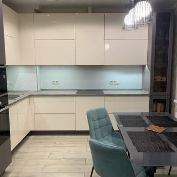 Продается Многокомнатная квартира, 134,4 м²