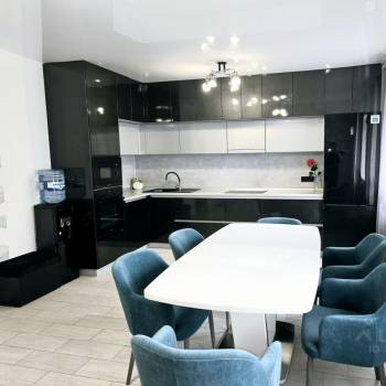 Продается Многокомнатная квартира, 150,3 м²