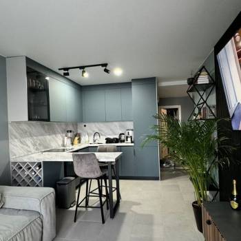 Продается 1-комнатная квартира, 47 м²