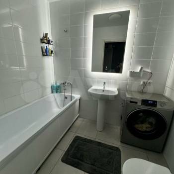 Продается 1-комнатная квартира, 47 м²