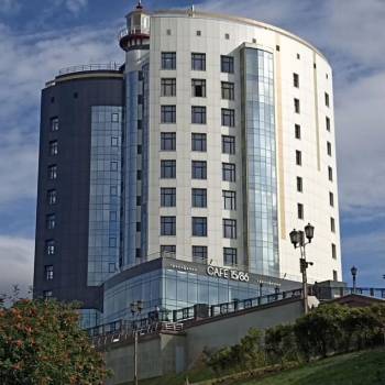 Продается 1-комнатная квартира, 203,5 м²