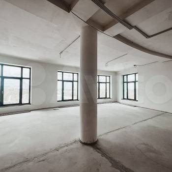 Продается 1-комнатная квартира, 203,5 м²