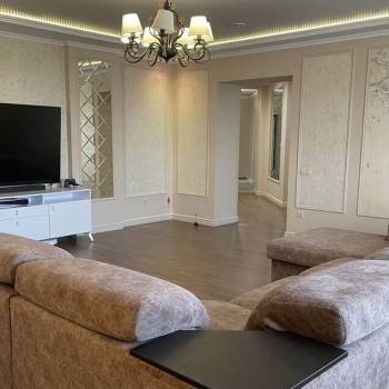 Продается 3-х комнатная квартира, 128,4 м²