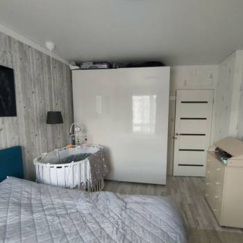 Продается 1-комнатная квартира, 48 м²