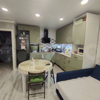 Продается 1-комнатная квартира, 48 м²