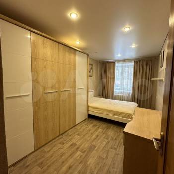 Продается Многокомнатная квартира, 75,9 м²