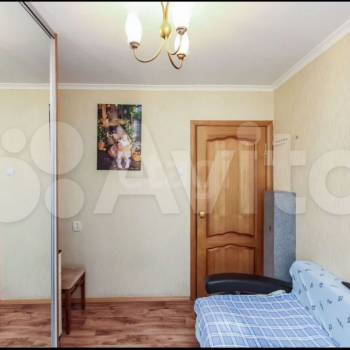 Продается Многокомнатная квартира, 75,9 м²