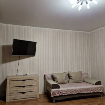 Продается 1-комнатная квартира, 47,9 м²